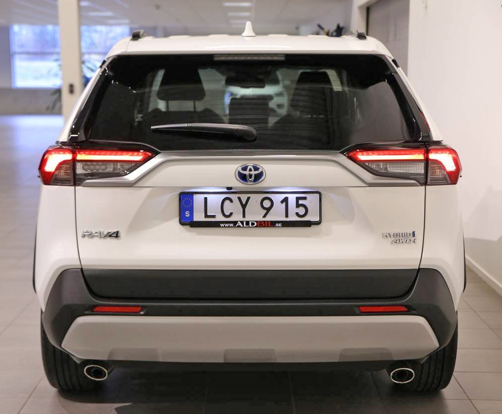 Vit Toyota RAV4 Hybrid AWD Executive stulen i Farsta, Stockholm