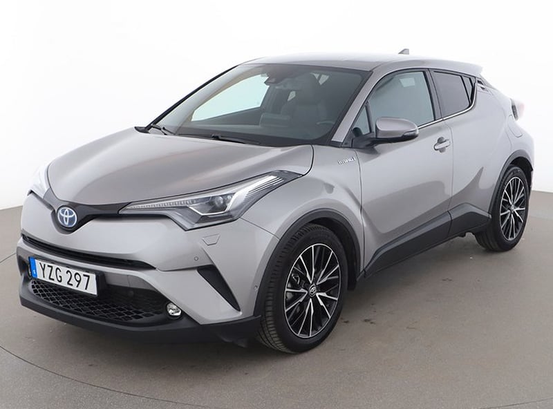 Mörkgrå metallic Toyota C-HR stulen i Östberga, Stockholm