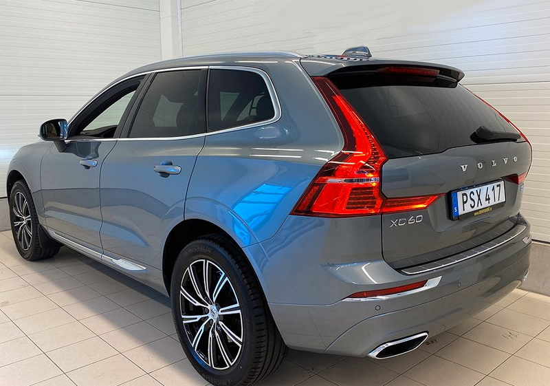 Grå Volvo XC60 T5 AWD Inscription stulen i Riseberga, Malmö