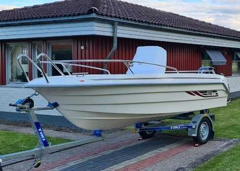 HR / Höga Rodd 442 SC med 50Hk Mercury stulen på trailer i Nora strax norr om Örebro