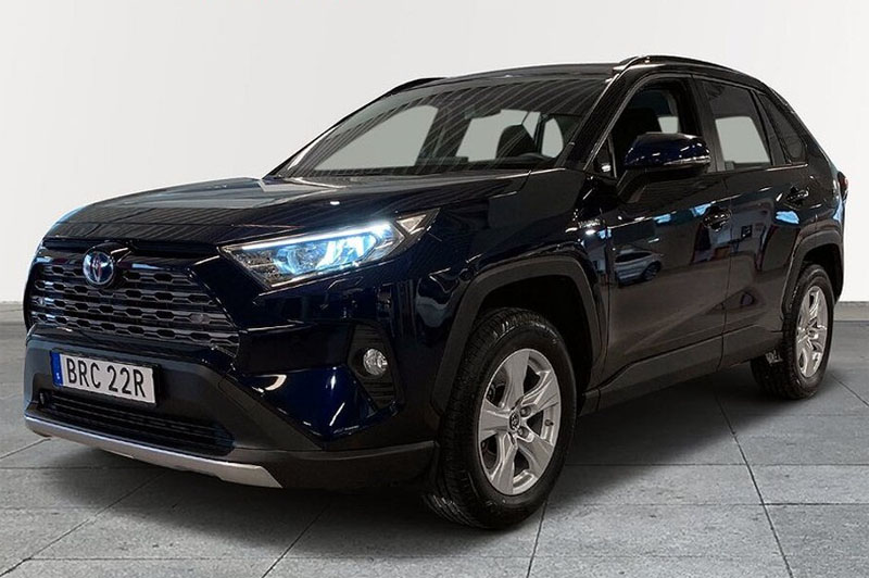 Mörkblå metallic Toyota RAV 4 Hybrid AWD stulen i Traneberg, Stockholm