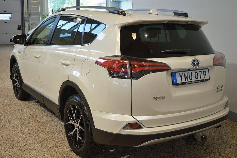 Vit Toyota RAV4 Hybrid AWD X-Edition stulen i Kalmar