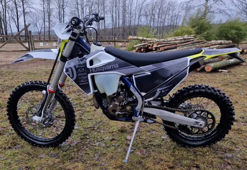 Husqvarna FE 350 stulen nordost om Gråbo