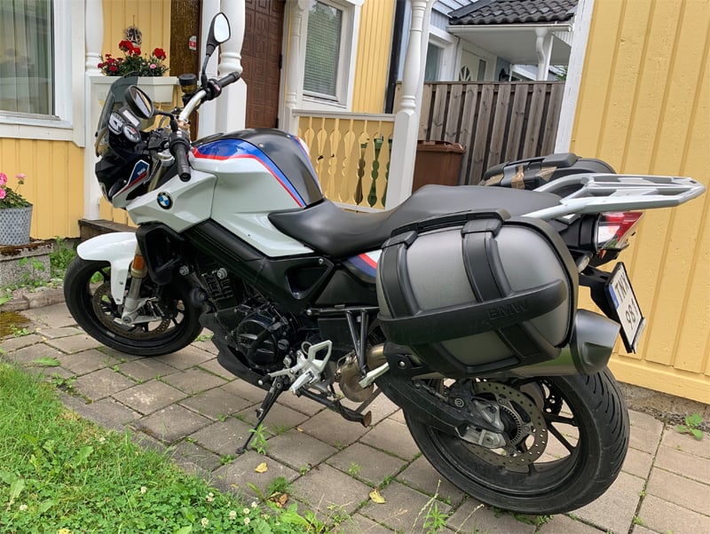 BMW F 800 R stulen i Viksjö Järfälla nordväst om Stockholm