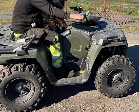 Grön fyrhjuling Polaris Sportsman 570 EPS stulen i Tvååker