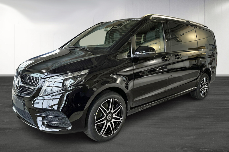 Svart Mercedes-Benz V 300D 4MATIC stulen i Götene