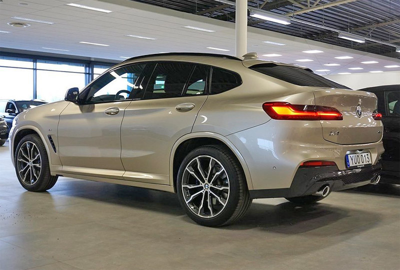 BMW X4 Xdrive 30i M-Sport stulen i Farsta, Stockholm