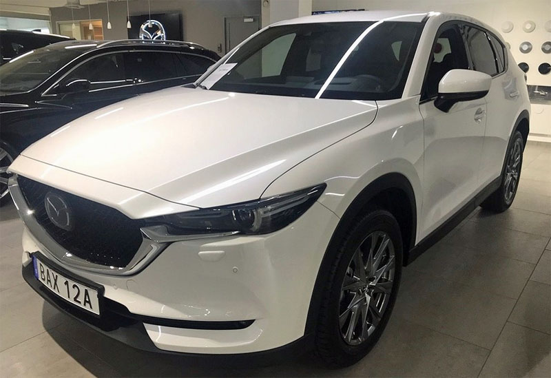 Vit Mazda CX-5 AWD stulen i Ystad