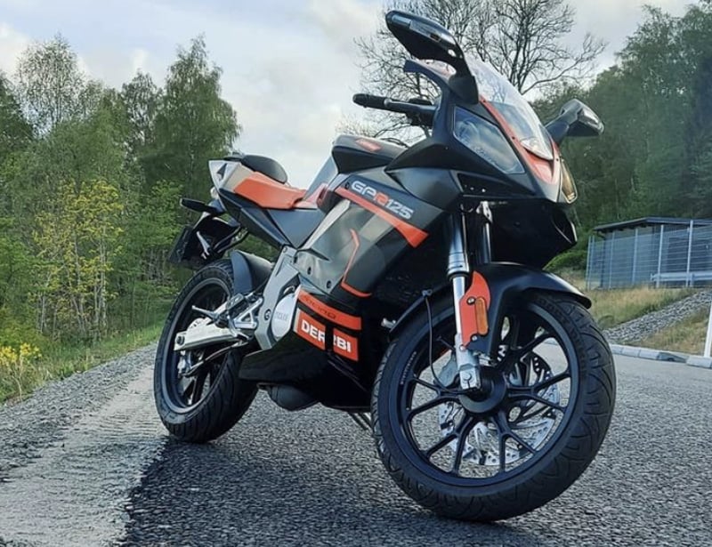 Motorcykel Derbi GPR 125 stulen i Kungälv